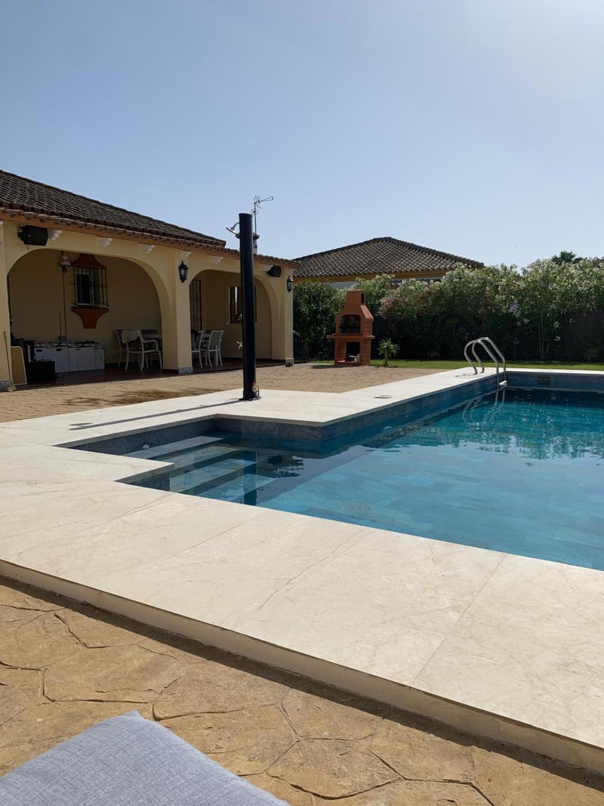 Traumhaus Fuer 6 Personen Mit Spektakulaerem Privaten Pool Und Schoenem Ausblick In Die Natur Hozanejos 외부 사진
